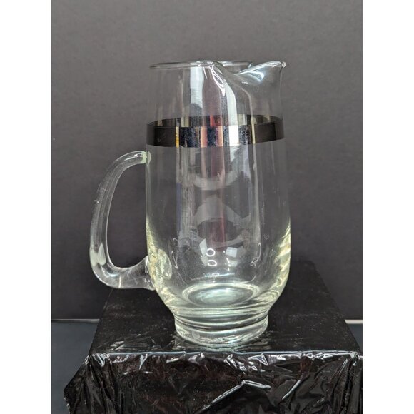 Vintage Libbey Glass Company Blown Glass Pint Pitcher with Platinum Band - Picture 3 of 8